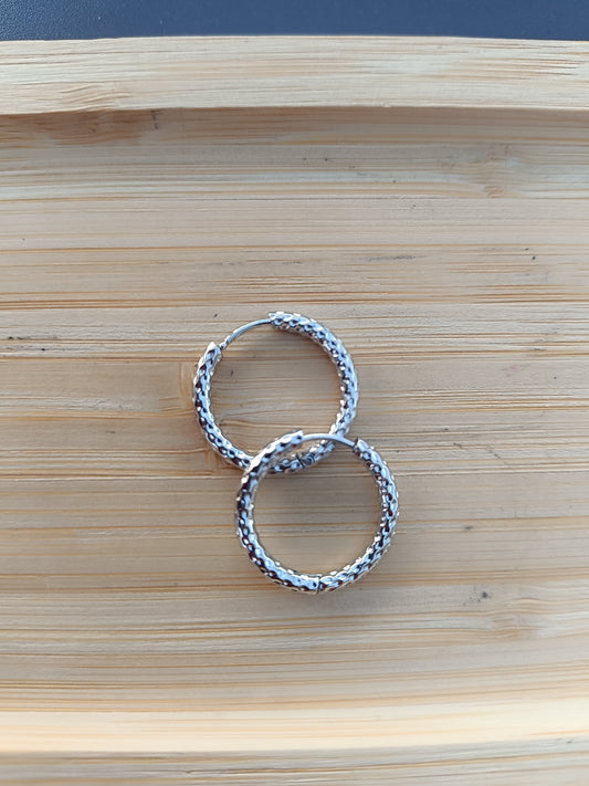 Créole martelé argenté 18mm